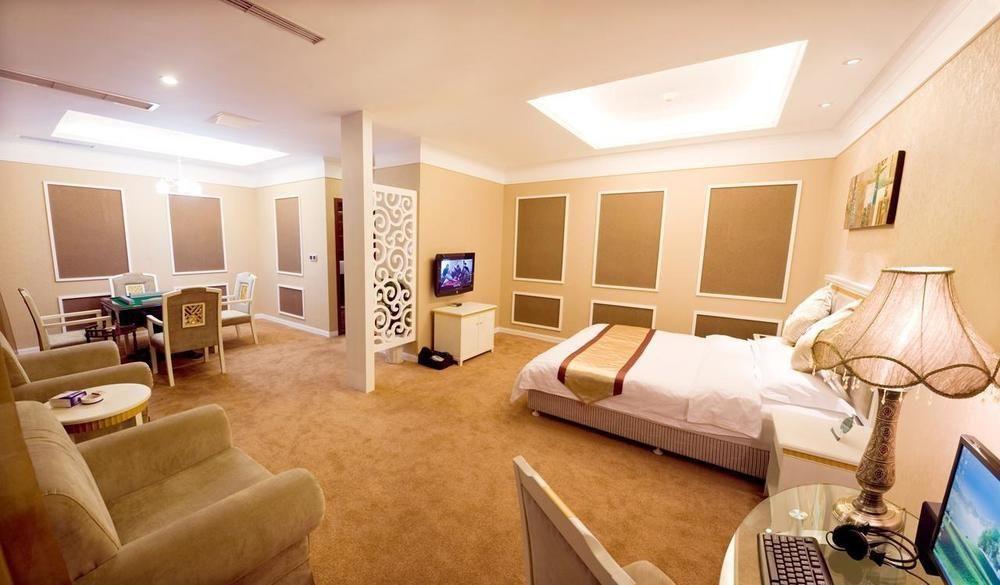 Dragon Hotel Chongqing Zewnętrze zdjęcie