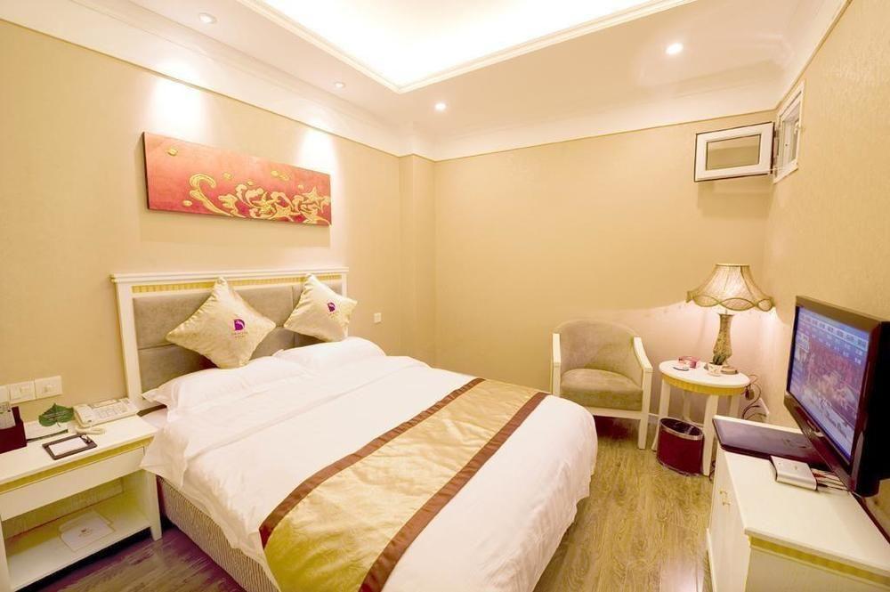 Dragon Hotel Chongqing Zewnętrze zdjęcie
