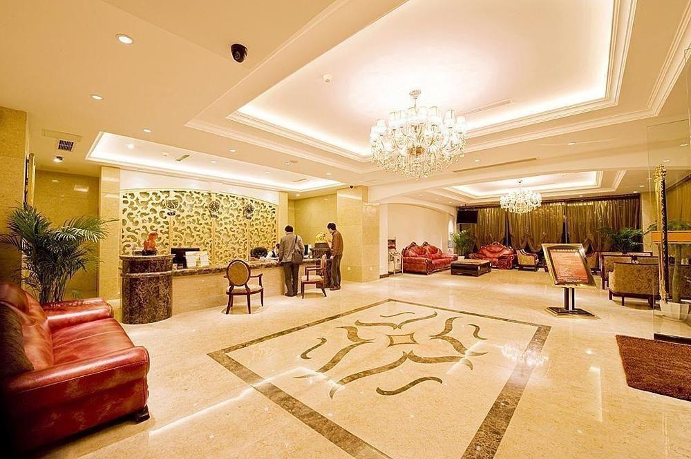 Dragon Hotel Chongqing Zewnętrze zdjęcie